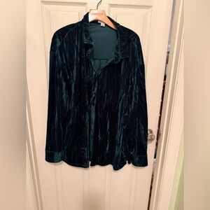 Velvet Long Sleeve Shirt and pants  in Deep green